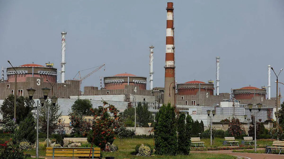 Planta nuclear de Zaporiyia apaga su último reactor por bombardeos en la zona